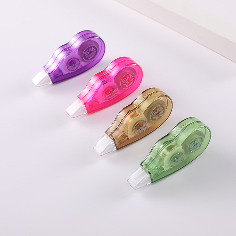 Wholesale of stationery correction tapes for primary and secondary school students, office and study supplies, and correction tapes. 5-meter correction tapes are directly supplied by the manufacturer Application Scenario