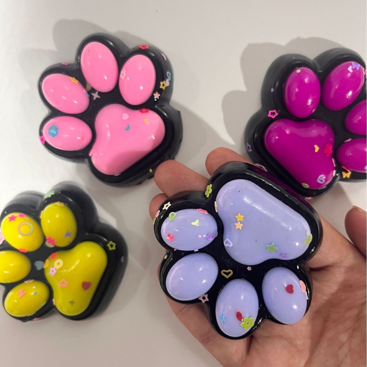 Super shiny cat paw small silicone cat paw with a muddy feel, a highly attractive appearance item Specification image