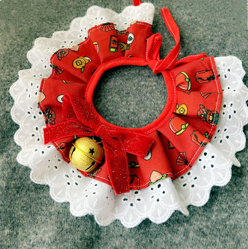 Red New Year-themed pet clothing, pet bibs, cat scarves, pet scarves, pet saliva wipes, knitted pet scarves, suitable pet accessories Specification image