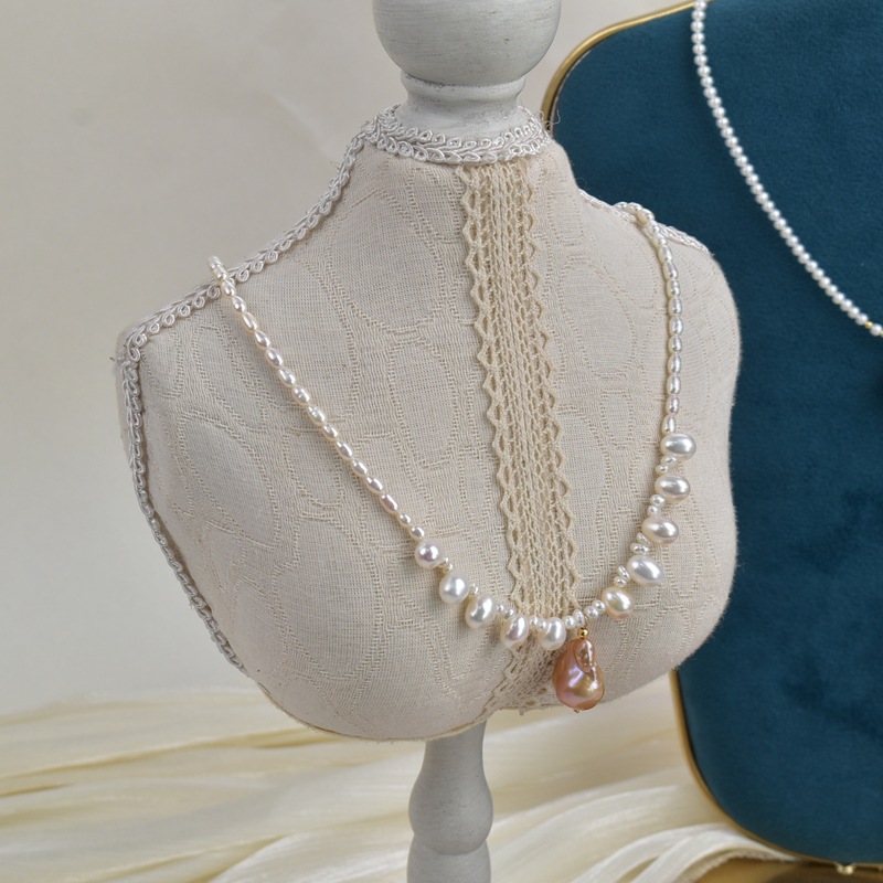 贵气优雅气质天然淡水珍珠项链女小众轻奢高级感锁骨链时尚颈链