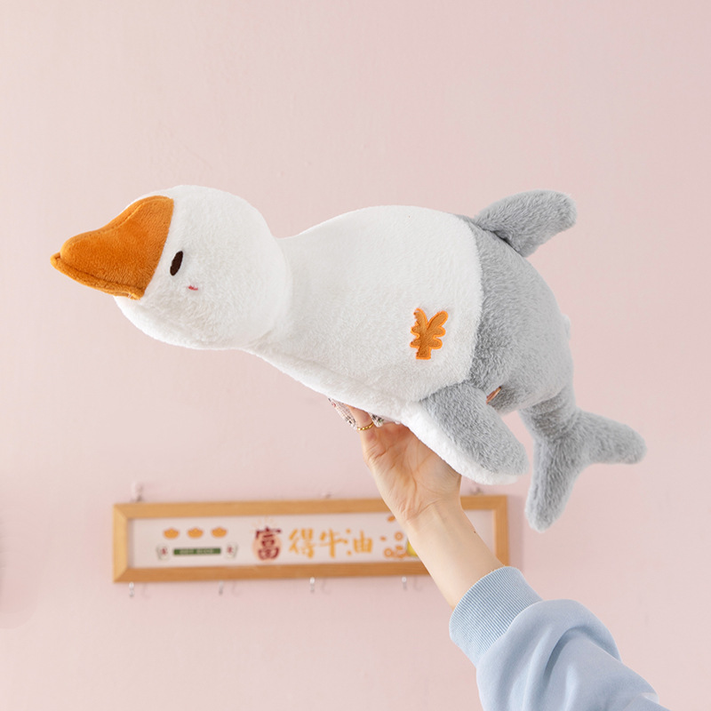 公仔抱枕实物图