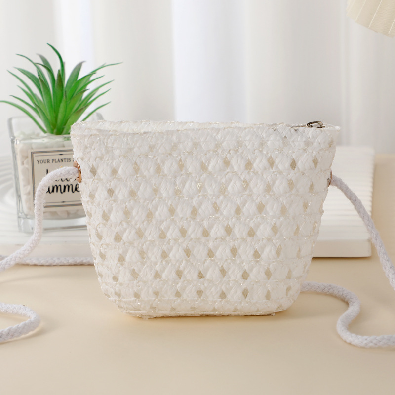 Niños bolsas pequeñas mujeres verano cute mini ajartalado bolsas de hierba tejido bolsas de hierba niña ligera crossbody turismo cerca del mar Specification image