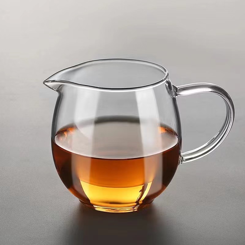 Factory wholesale glass fair cups, square public cups, tea dividers with tea strainers, tea sea, kung fu tea ceremony, straight public cups Specification image