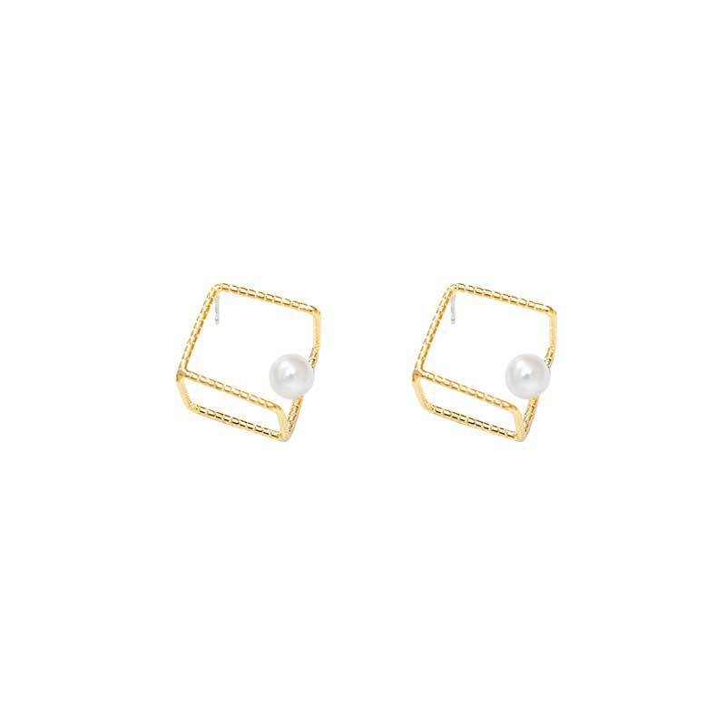 Hyacinth Korean minimalist style stud earrings, internet-famous, super fairy-like, versatile pearl earrings, fashionable and versatile geometric earrings Item Picture