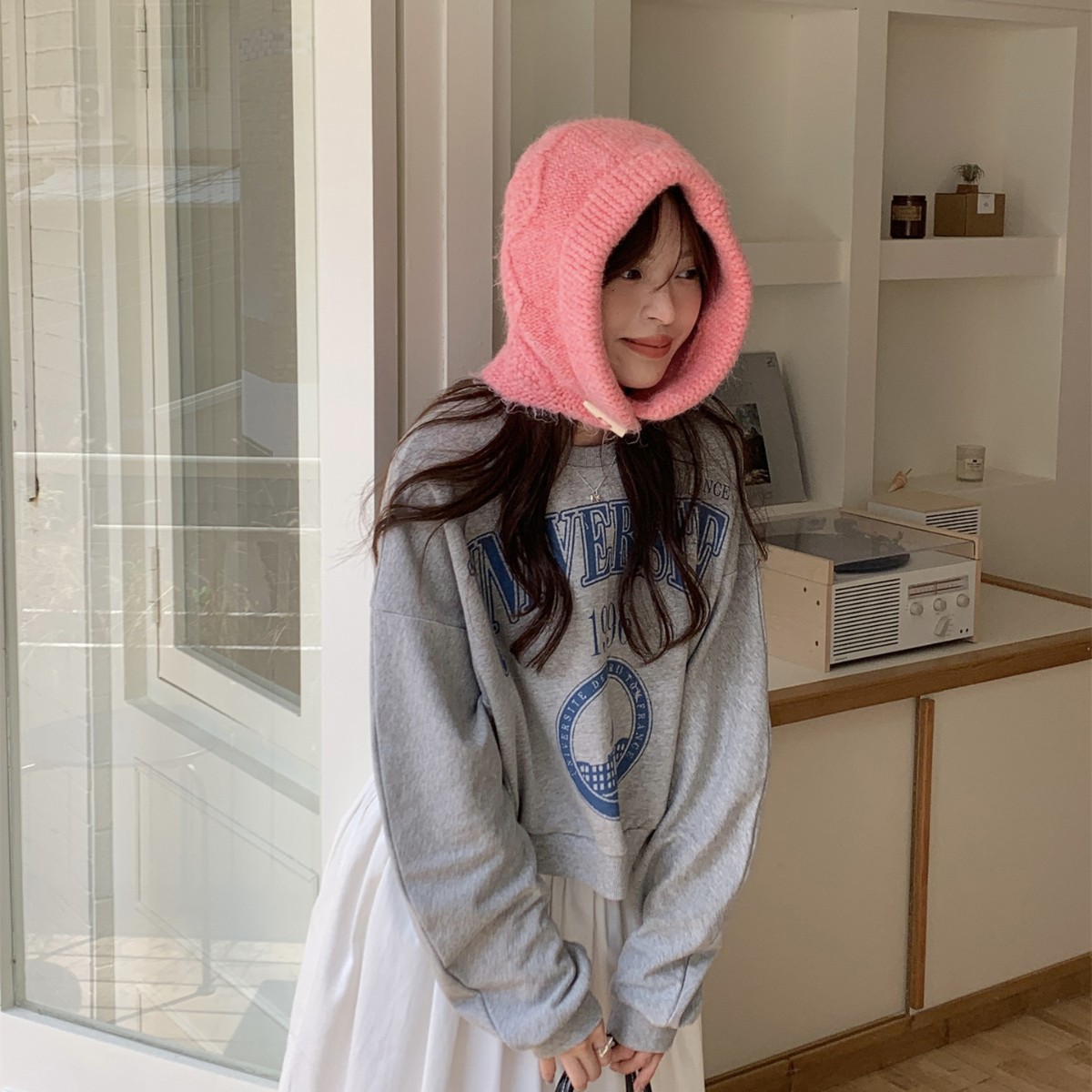 韩系冬季新款大版巴拉克拉法帽子女保暖粗麻花纹牛角扣护耳套头帽产品图