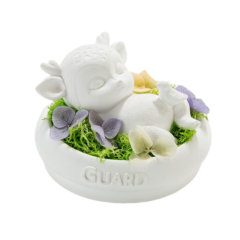 车载香薰固体香膏淡香卡通香水车用摆件热销少女香氛汽车摆件批发白底实物图