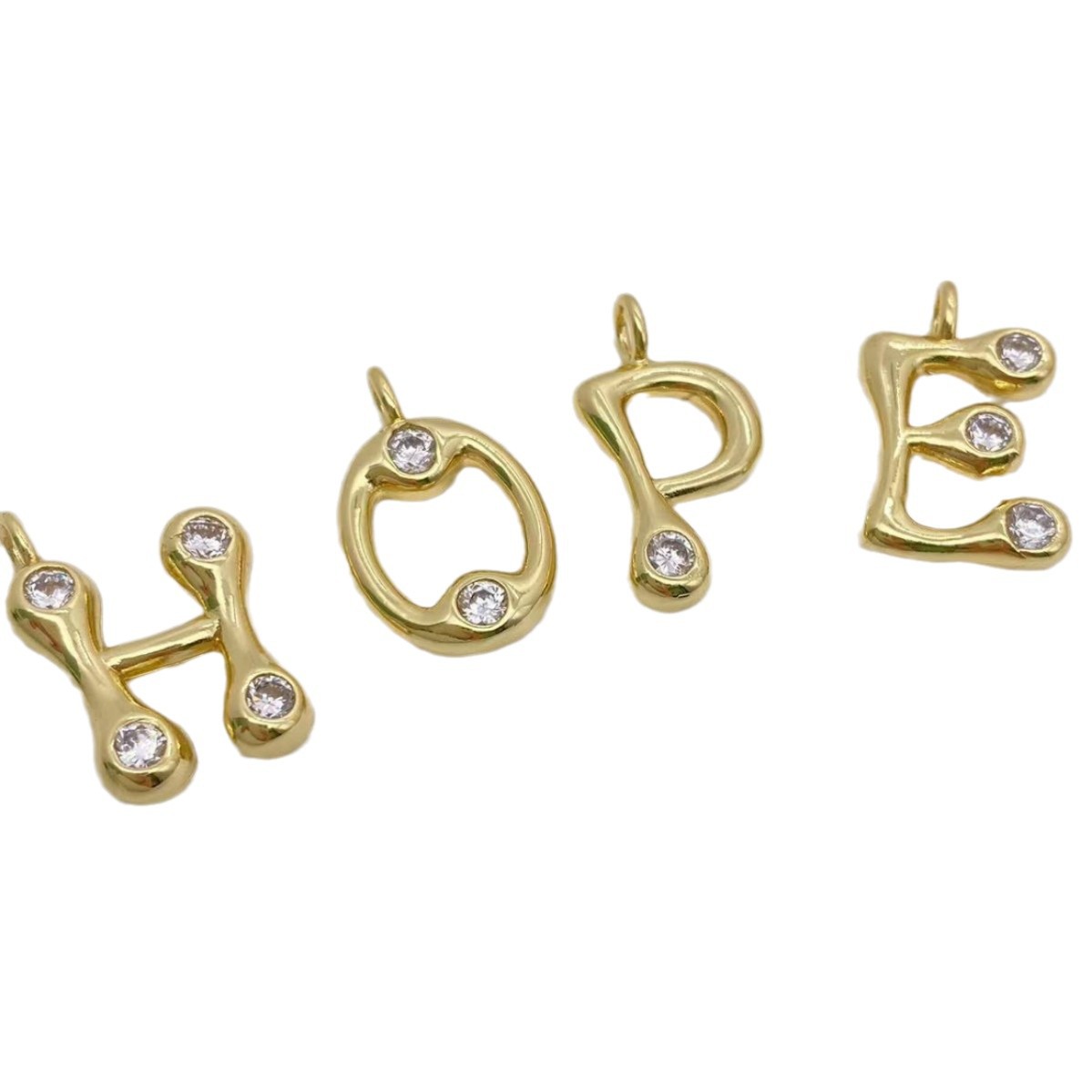 European and American cross-border personalized creative English letter pendant, single pendant, 18K gold-plated necklace, collarbone chain pendant, diy accessory Item Picture