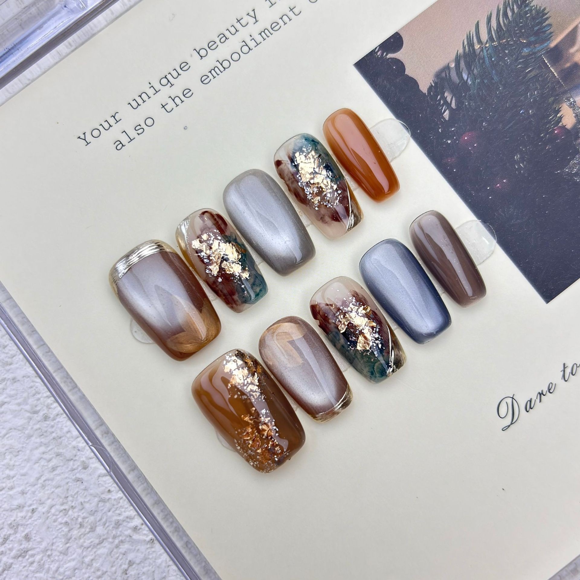 浪漫土星】纯手工显白焦糖晕染玻璃珠猫眼复古高级感穿戴甲批发细节图