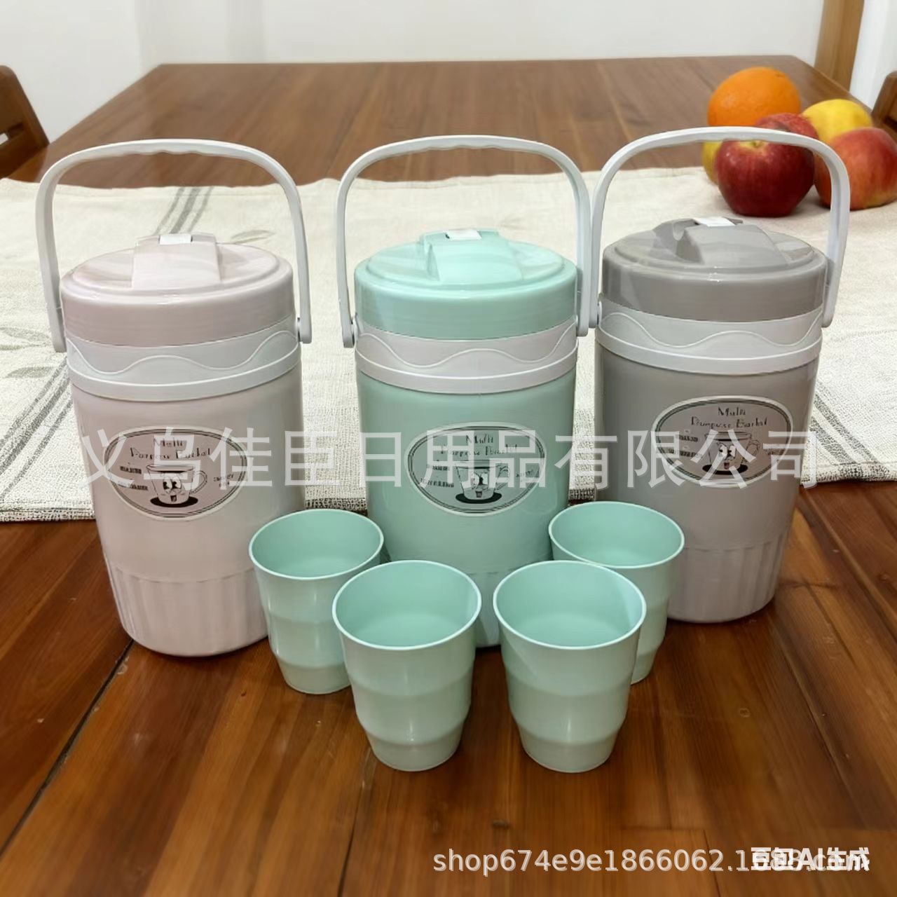 Household insulated water bottle set with water cup, large-capacity beverage, fruit juice, fruit teapot, cold and hot water bottle set for outdoor use Application Scenario