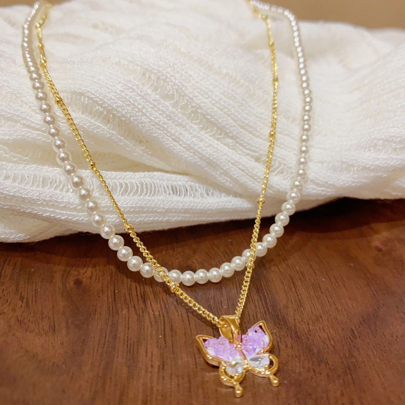 A fresh and fashionable, versatile double-layer glass bead butterfly pendant necklace, light luxury, simple and versatile, with a high-end feel for women details Picture