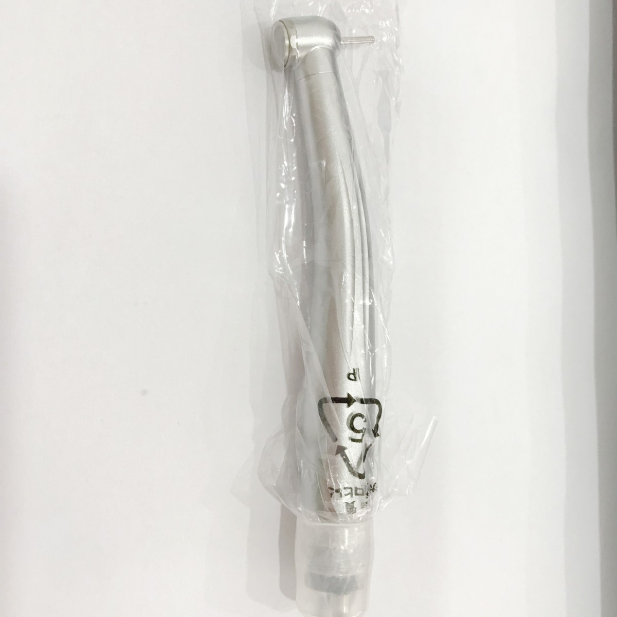 Cross-border exclusive dental high-speed mobile phone 2-hole water spray atomization press high-speed mobile phone set with anti-suction reverse corner design Application Scenario