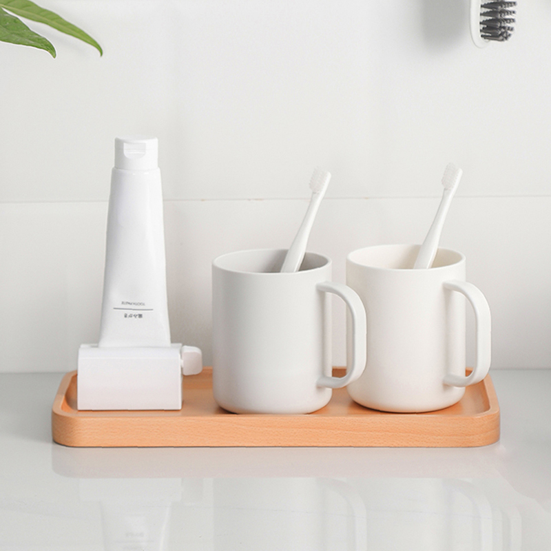 Simple brushing cups, mouthwash cups, toothbrush cups, dormitory teeth cups, student toothpicks, household toiletry cups, and mouth cups details Picture