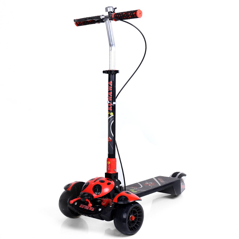Cross-border special children's scooter with folding, enlarged pedals, shock-absorbing, flashing wheels, height adjustment and thickening for children aged 3 to 16