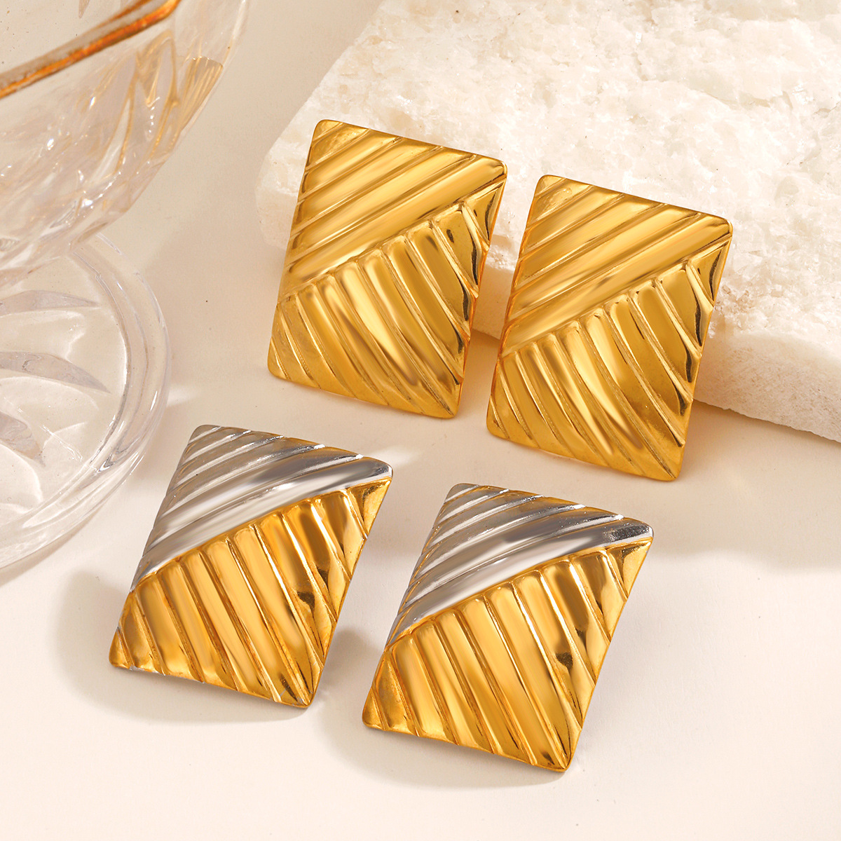 European and American fashion trend: Stainless steel simple style rectangular earrings, unique hip-hop vacuum electroplated geometric stud earrings for women Application Scenario