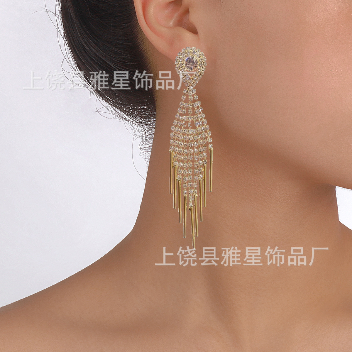 European and American style, super sparkling diamond-encrusted, elegant long tassel earrings, versatile and elegant earrings, internet-famous earrings details Picture