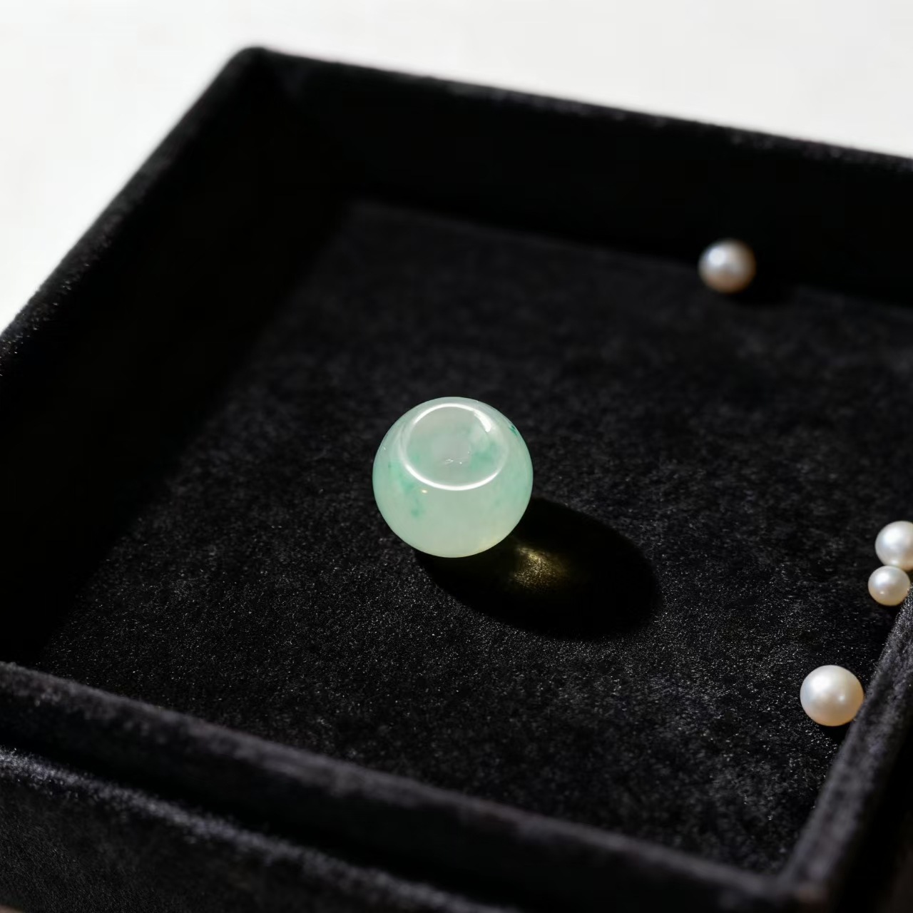 宝石工艺品实物图