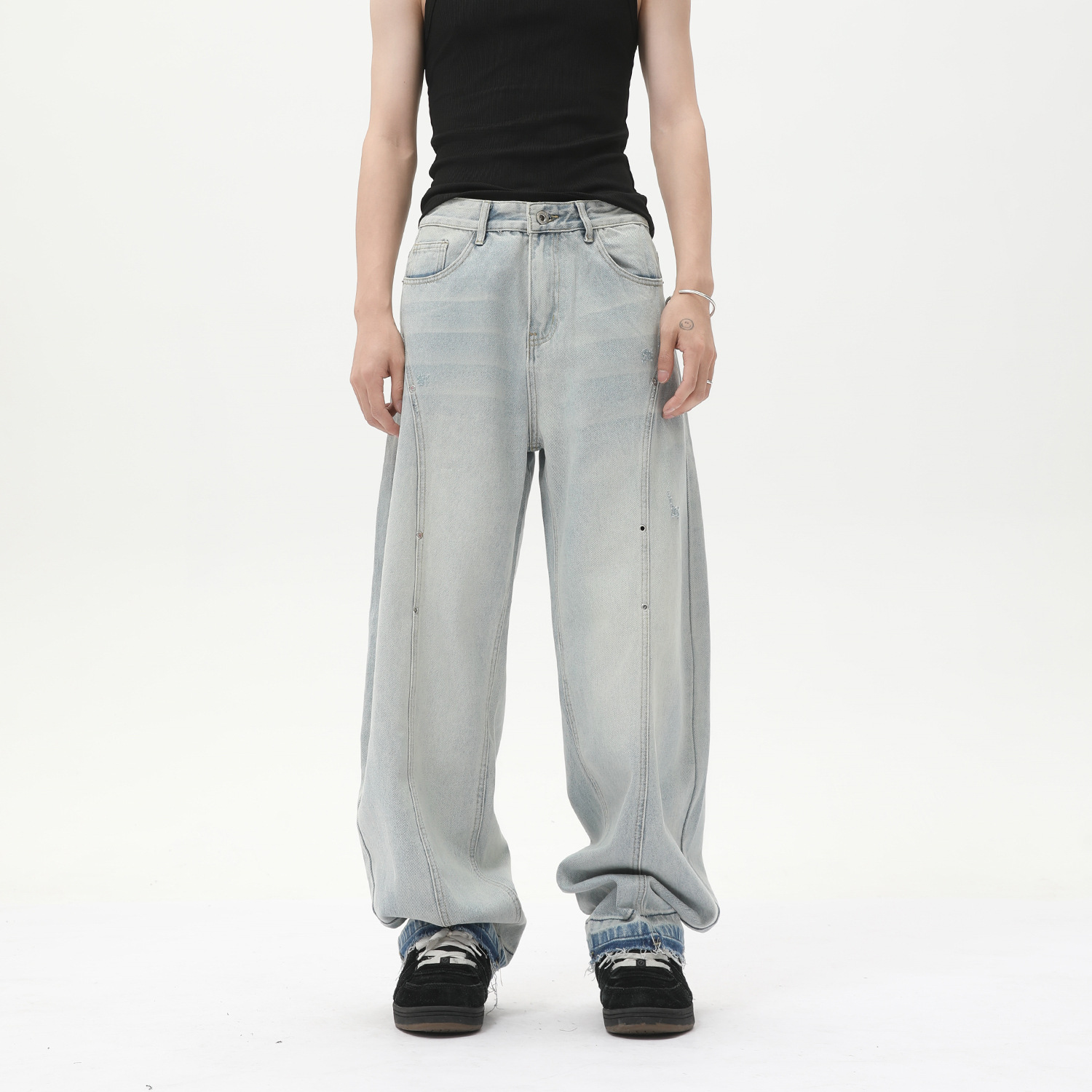 男士牛仔裤实物图