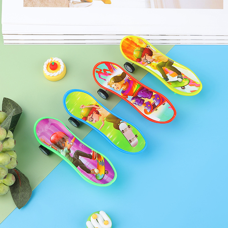 Finger rebound scooters, toys, children's sliding cars, boys and girls, street stalls, night market gifts, wholesale supply details Picture
