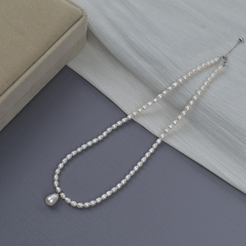 Natural freshwater pearl rice bead necklace for women, 925 silver, elegant and simple water drop pendant, pearl necklace, sweater chain details Picture