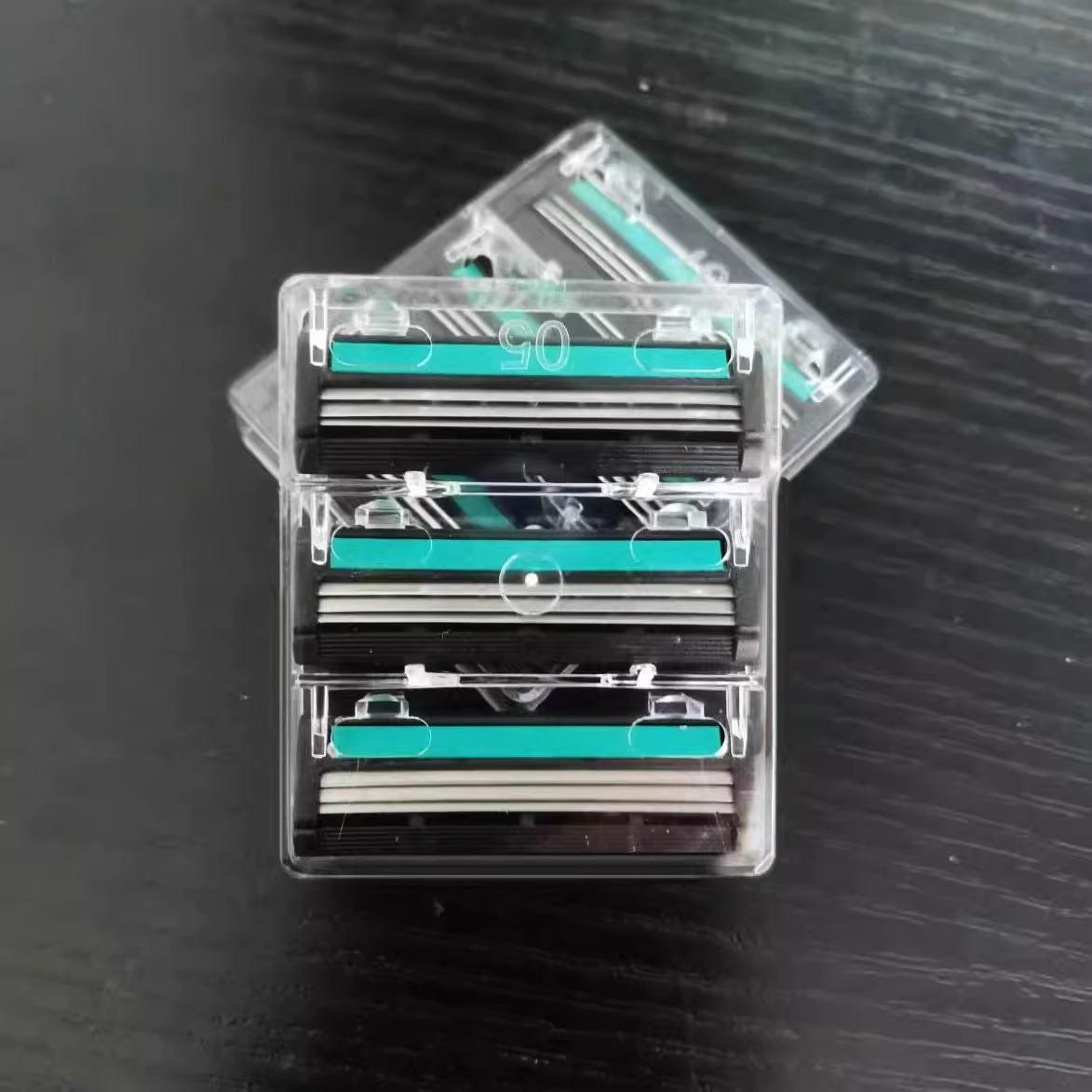One-piece consignment best-selling three-blade razor, universal manual razor blade, three-layer hand razor head for men's beard details Picture