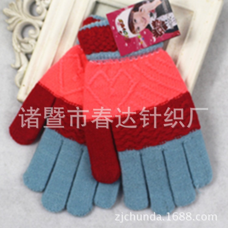 Wholesale of outdoor fashionable and warm magic knitted gloves with multiple patterns and jacquard patterns from the manufacturer Application Scenario