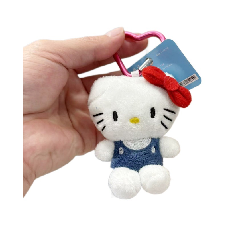 新款爱心扣凯蒂猫挂件可爱卡通钥匙扣玩偶公仔挂饰包包挂件小饰品白底实物图