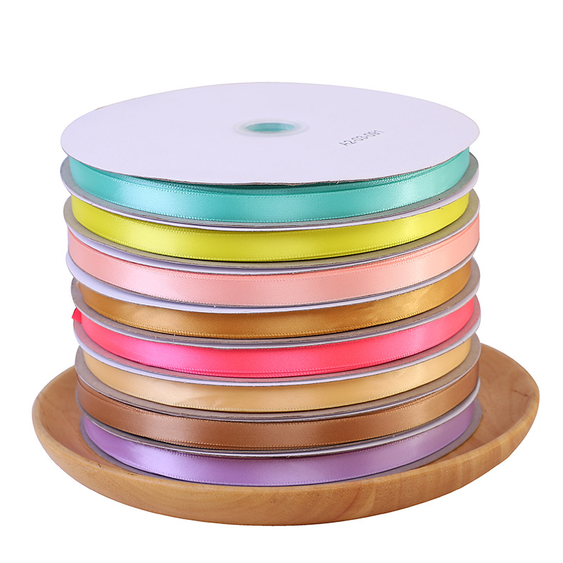 礼品彩带/织带/礼品彩带淡金色/拉花/彩带白底实物图