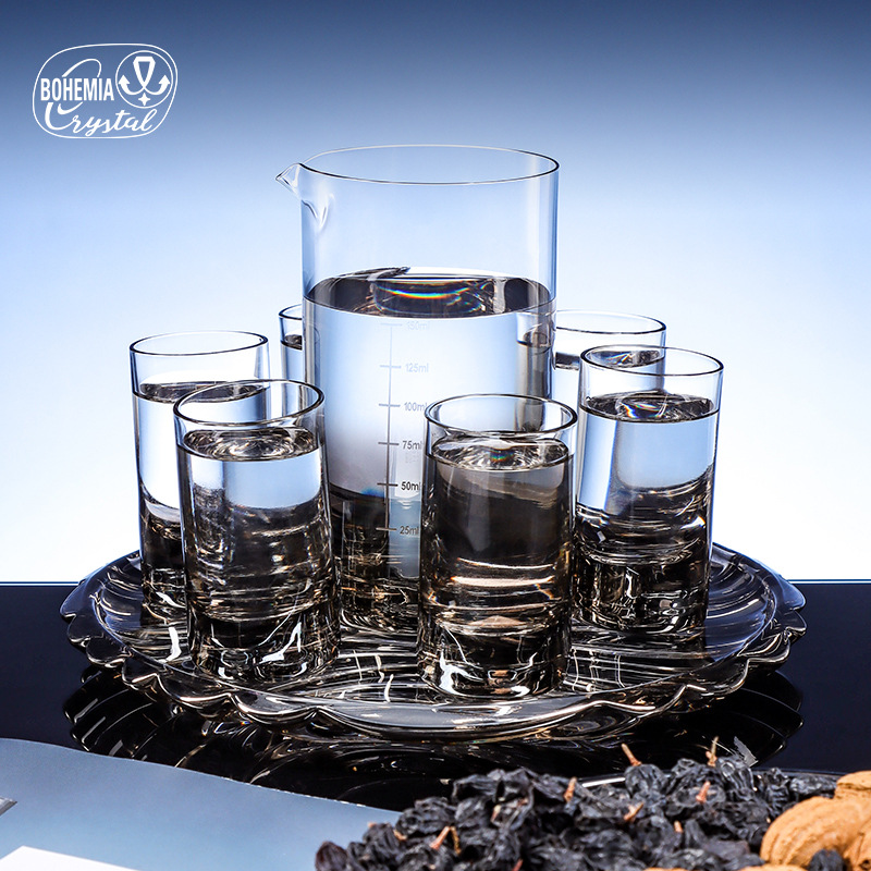 Czech imported lead-free crystal liquor and spirits cups, heat-resistant and niche design, suitable for home, hotel and commercial bulk purchase