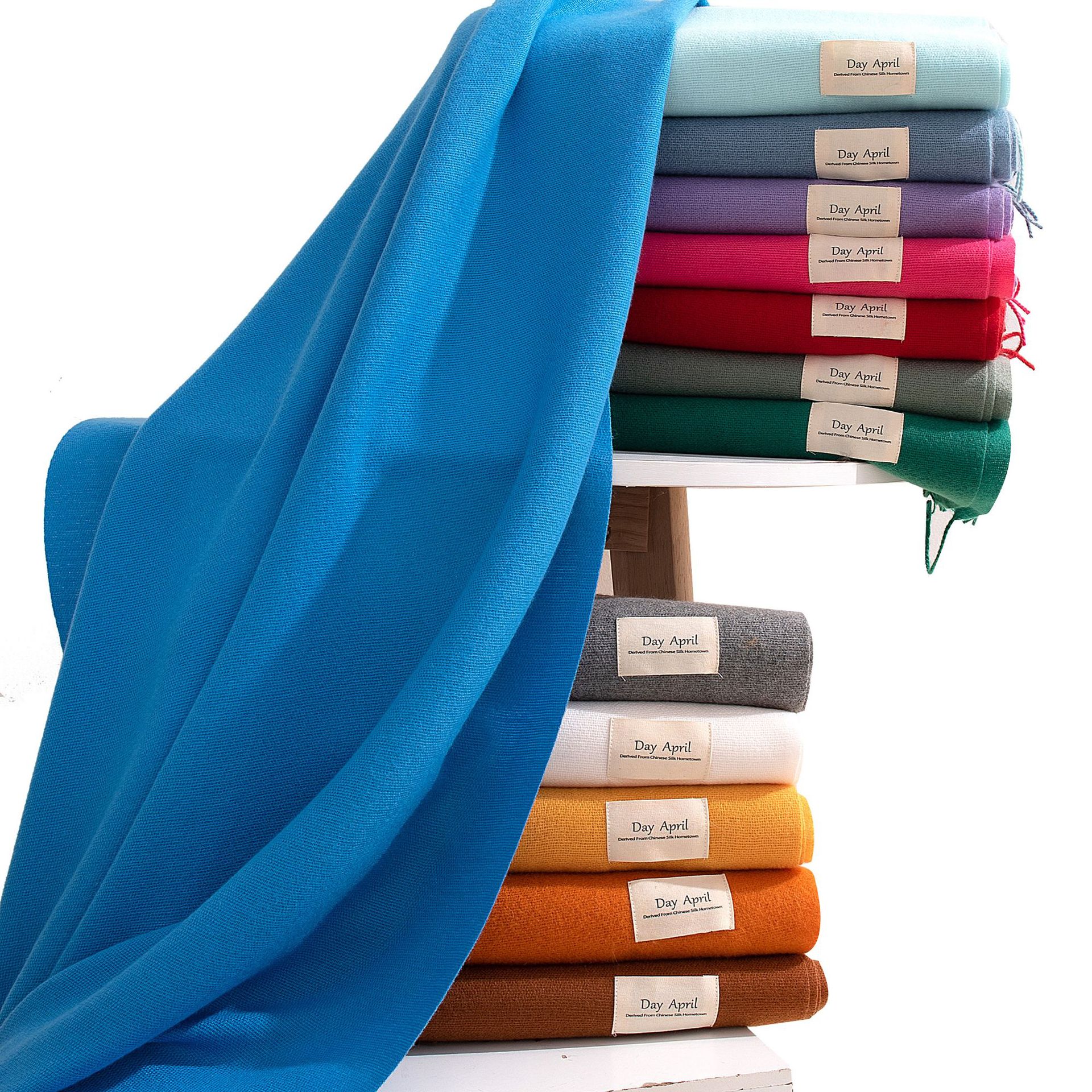 The 2025 new style of autumn and winter Korean-style atmosphere scarf is a versatile choice for women. It is a solid-color warm faux cashmere scarf and a shawl Item Picture