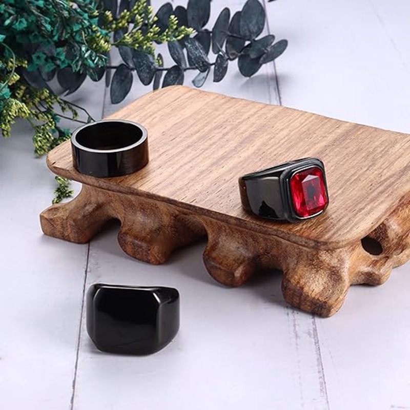 Tres piezas de accesorios conjunto combinado europa y Estados Unidos frontera amazonas moda personalidad titanio acero anillo incrustado rubí Application Scenario