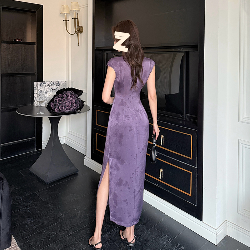 紫色缎面改良旗袍女2025春夏绝美新中式蝴蝶连衣裙产品图