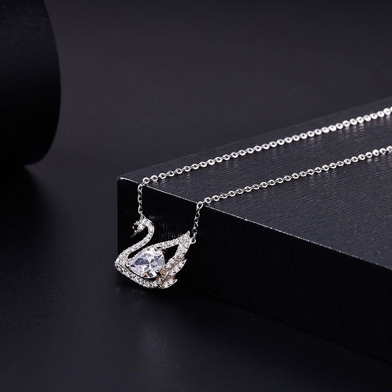 银饰/项链/金色链子/珍珠/梵克雅宝单花项链产品图