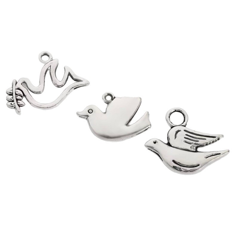 وكان الصانع يقوم مباشرة بتسويق مفاتيح لحلي الحمامة والطيور من نوع DY Item Picture