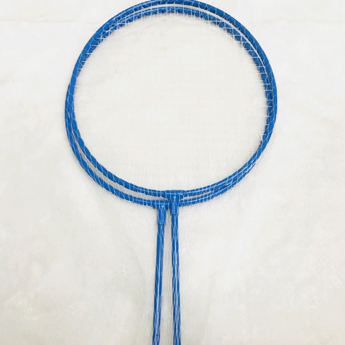 Factory direct sales of badminton racket sets made of iron alloy, two rackets and one ball, in stock, quick delivery, one-piece consignment Application Scenario