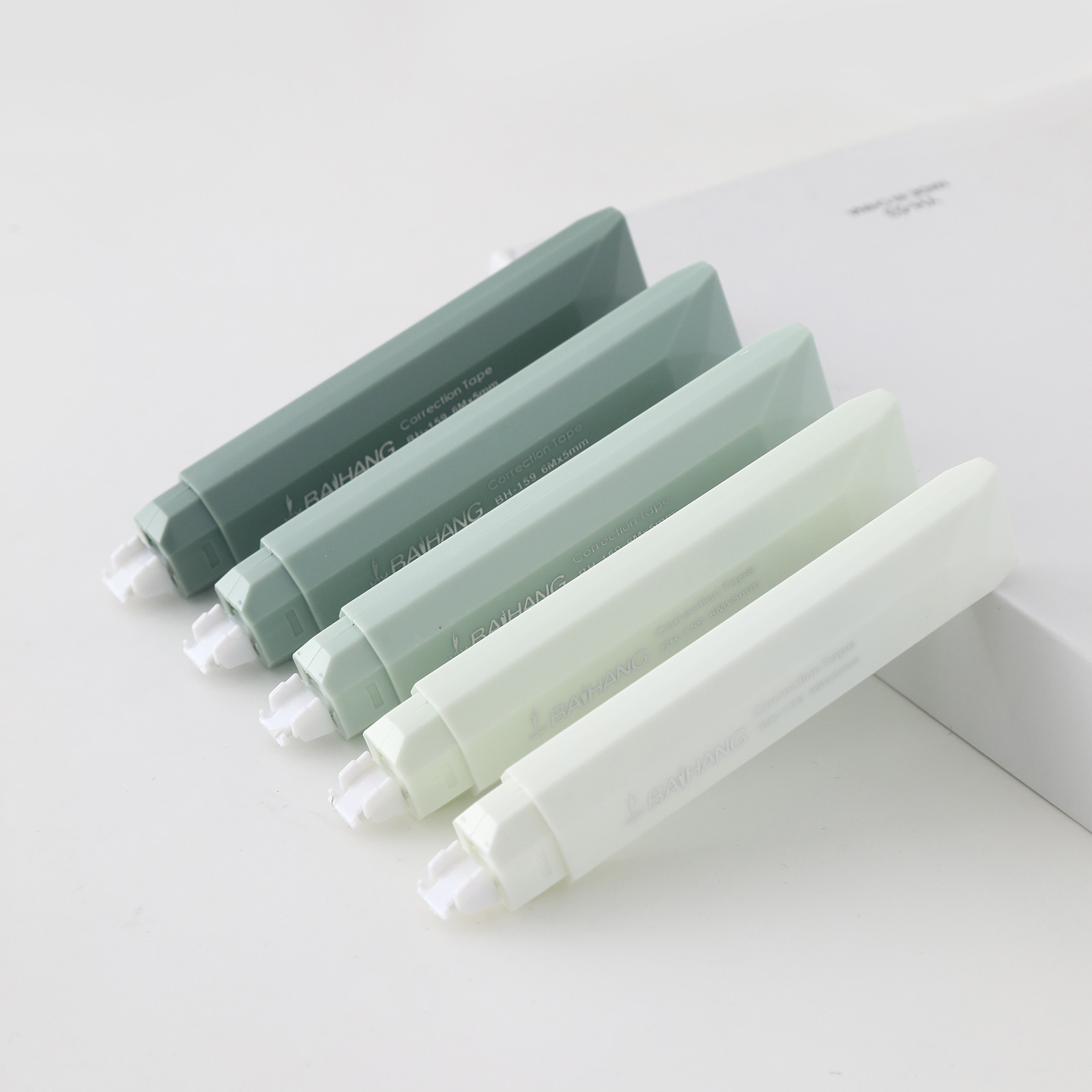 Creative and dreamy matcha green correction tape, high appearance level learning supplies correction tape, portable misspelling correction tape 6-piece set Application Scenario