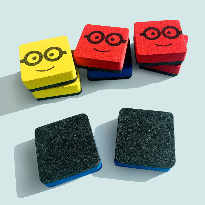 5*5 small square felt and velvet cloth with magnetic black eraser, Minions EVA plush cloth white eraser, magnetic children's eraser Application Scenario
