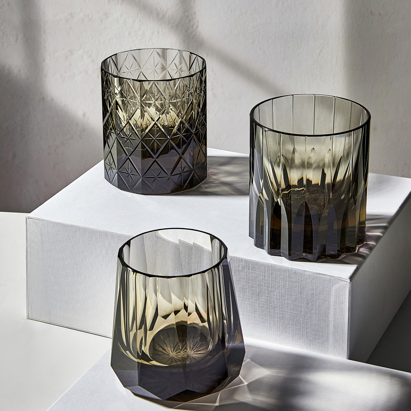 轻奢高级感江户切子水晶杯手工雕刻威士忌酒杯轻奢小众洋酒杯酒具