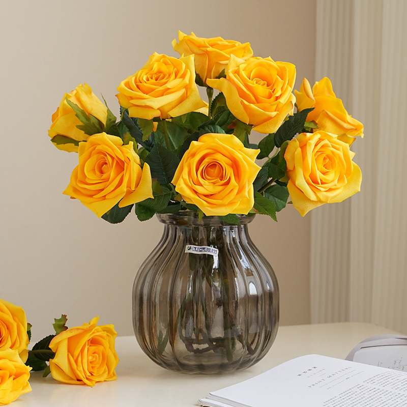 Single moisturizing rose artificial flower, Nordic simulation flower, living room dining table, TV cabinet decoration, hand feel moisturizing rose Specification image