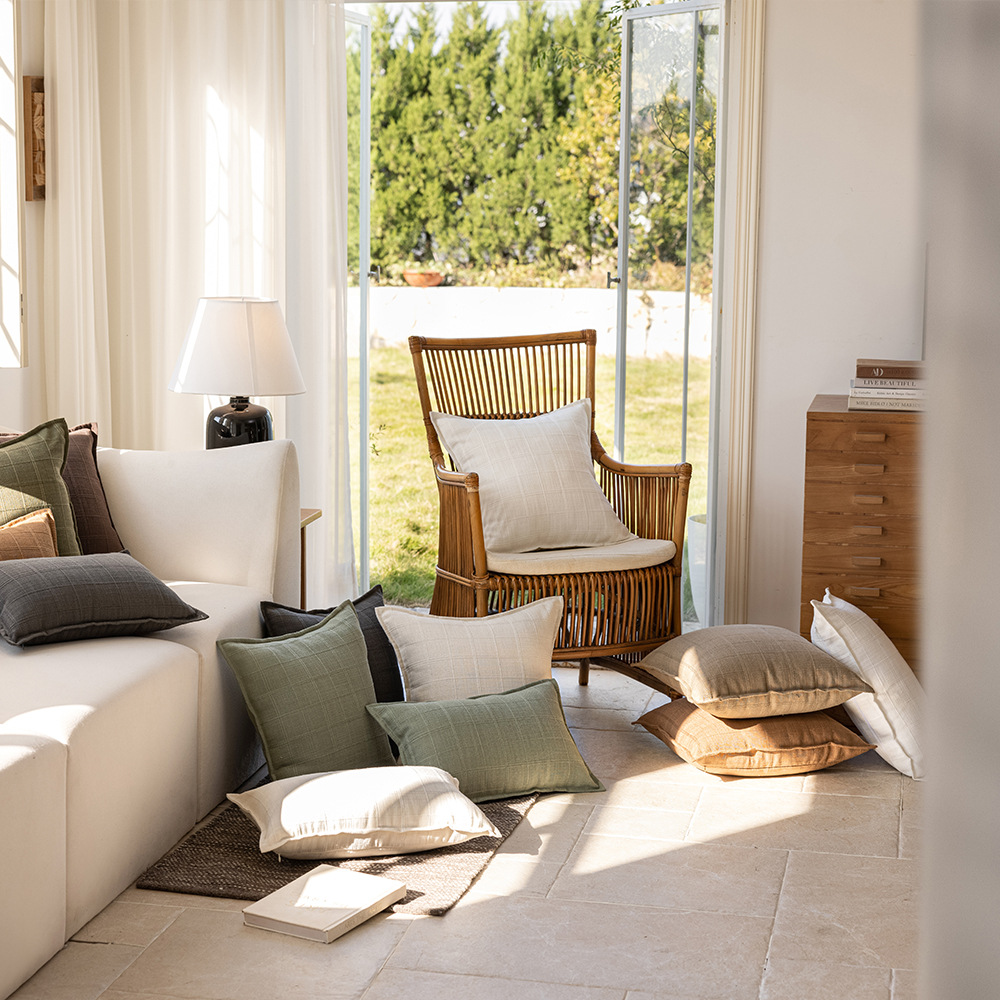 Cross-border minimalist style autumn and winter solid color polyester double-sided jacquard checkered home cushion Headboard sofa pillowcase details Picture