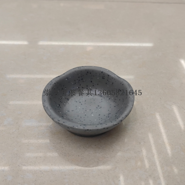Melamine tableware, snack plates, porcelain imitation soup spoons, rice spoons, plastic snack plates, hotel tea cups and water cups Application Scenario