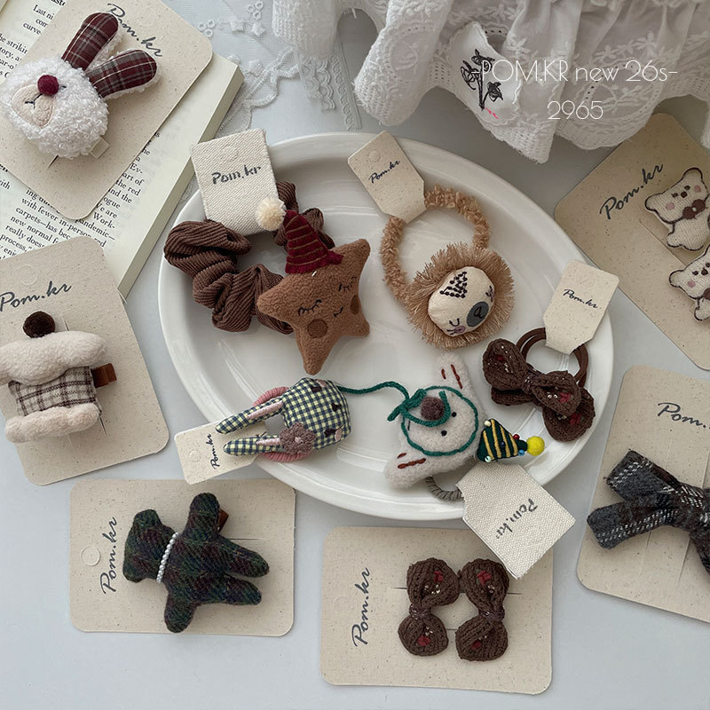 New coffee-colored autumn and winter retro fabric children's hair clips, handcrafted bangs clips, baby bear hair bands, and hair accessories for women Specification image