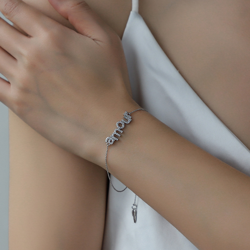 肯杰新款情人节字母镶锆玫瑰金手链女日韩精致简约送情侣手环女