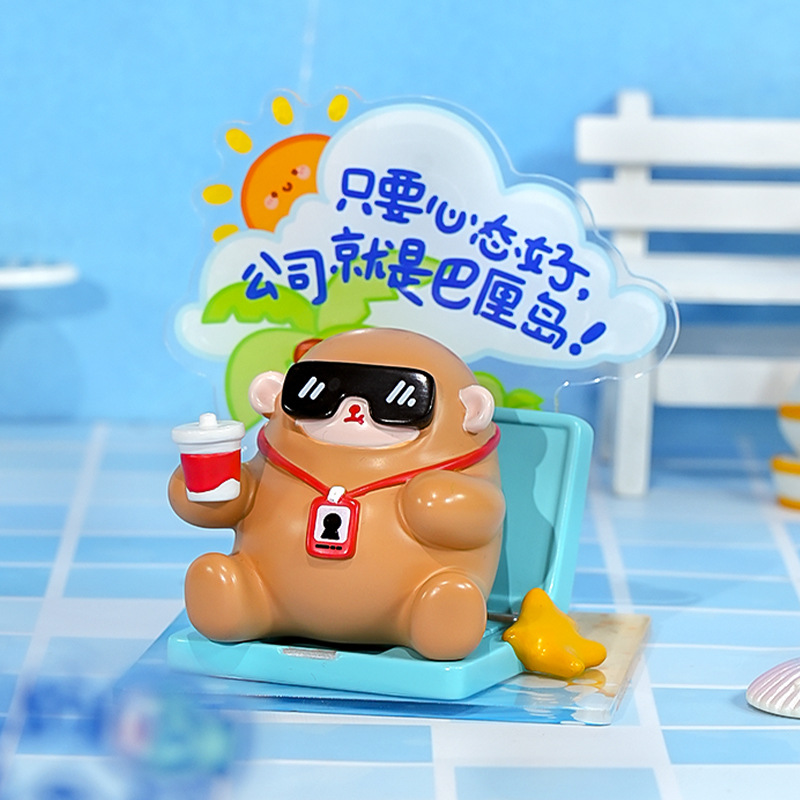 New "Come to Work" blind box figurines, creative blind box desktop figurines, trendy gifts for office workers Application Scenario