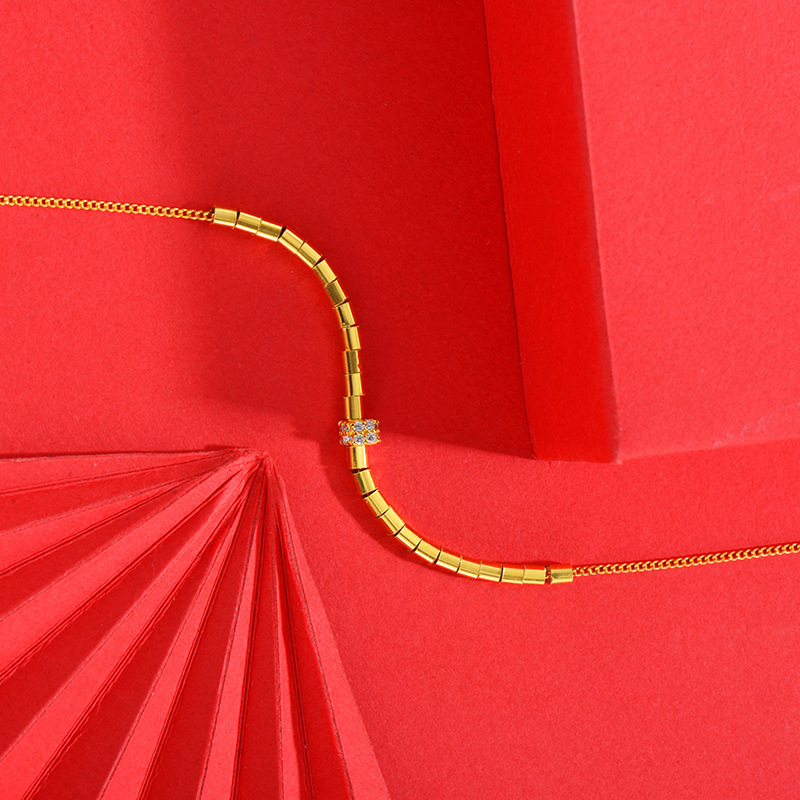 S925 Silver Small Sugar Cube Necklace, pure silver pendant, sweet diamond-encrusted, high-end, niche design, sweater chain wholesale for women Specification image