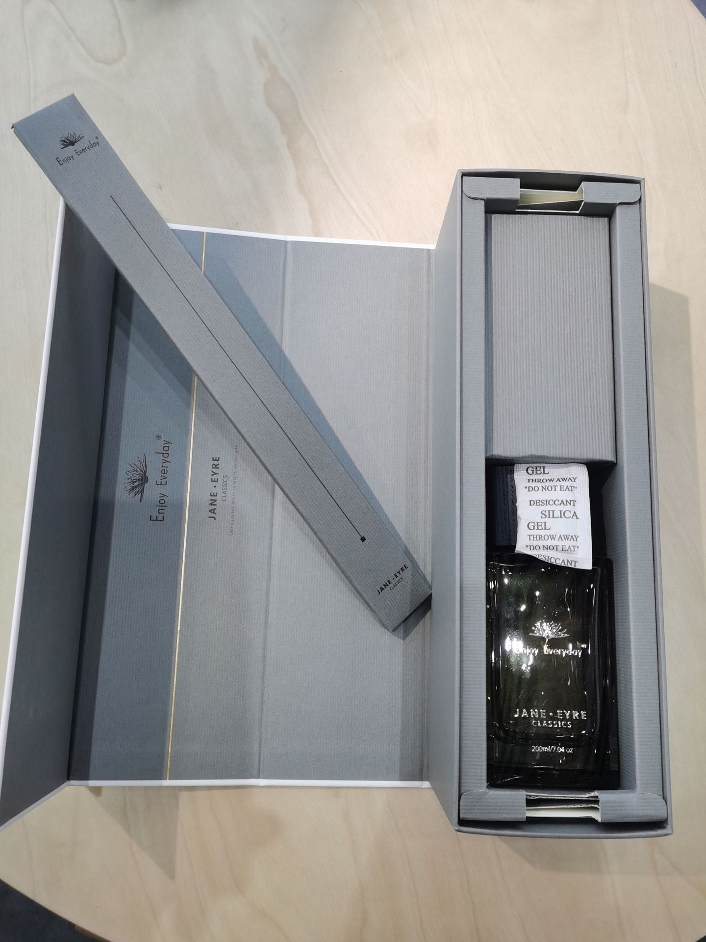 New flameless aromatherapy set for home use, high-end aromatherapy gift box, 100ml, custom-made by the manufacturer