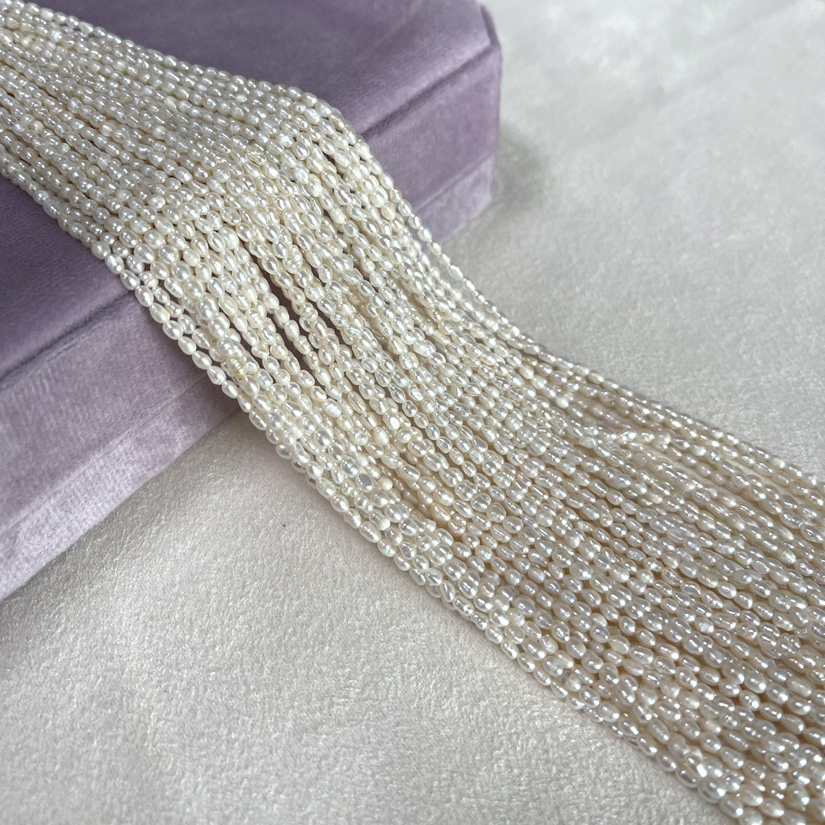 Genuine 2-2.5mm rice bead beads, natural freshwater rice-shaped small pearl loose beads, diy handmade necklace and bracelet material Application Scenario