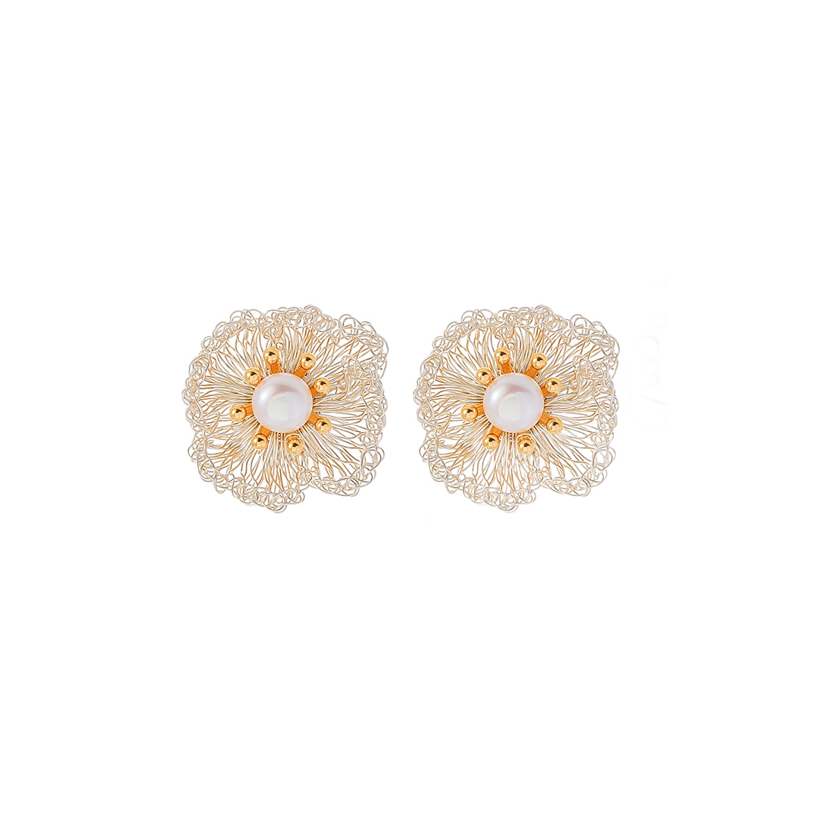 Nasha Cross-border flower earrings, hand-woven earrings, versatile daily earrings, niche and high-end style, high-end stud earrings for women Item Picture