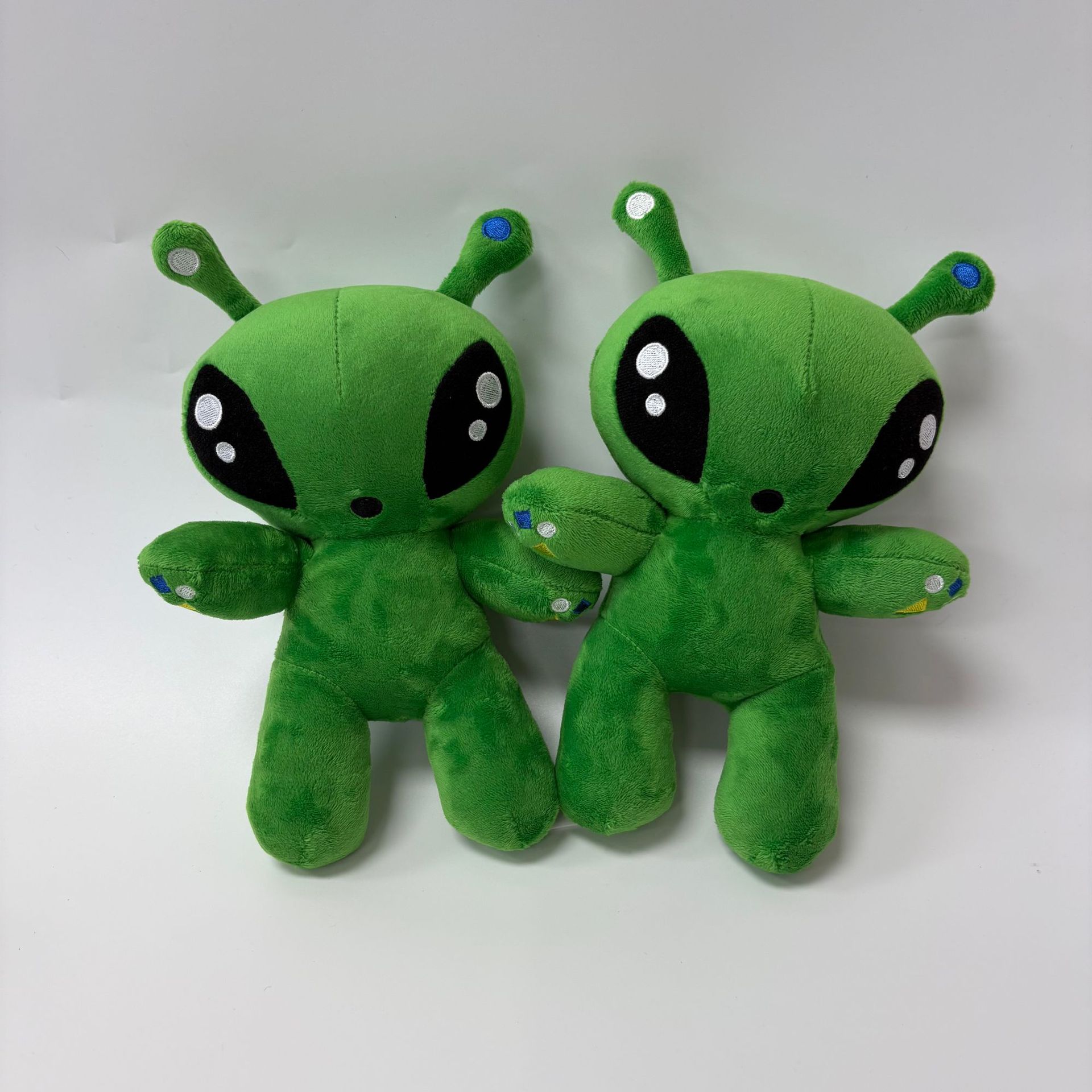 New cross-border AFTONSPARV green alien plush green alien plush doll
