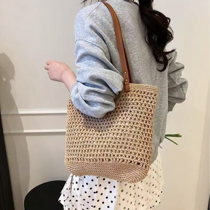 Cross-Border Woven Bags, Fishing Net Bags, Hollowed-Out Bags, Cotton Thread Woven Bags, Small And Laid-Back Style Hand-Held Straw Woven Bags, Single-Shoulder Armpit Bags, Hand-Held Woven Bags Application Scenario