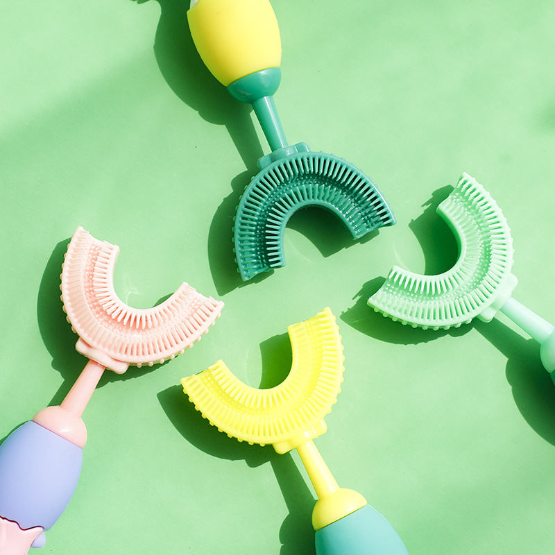 Children's U-shaped toothbrush, manual infant toothbrush, dinosaur baby mouthpiece dental cleaner, oral teeth cleaner Application Scenario